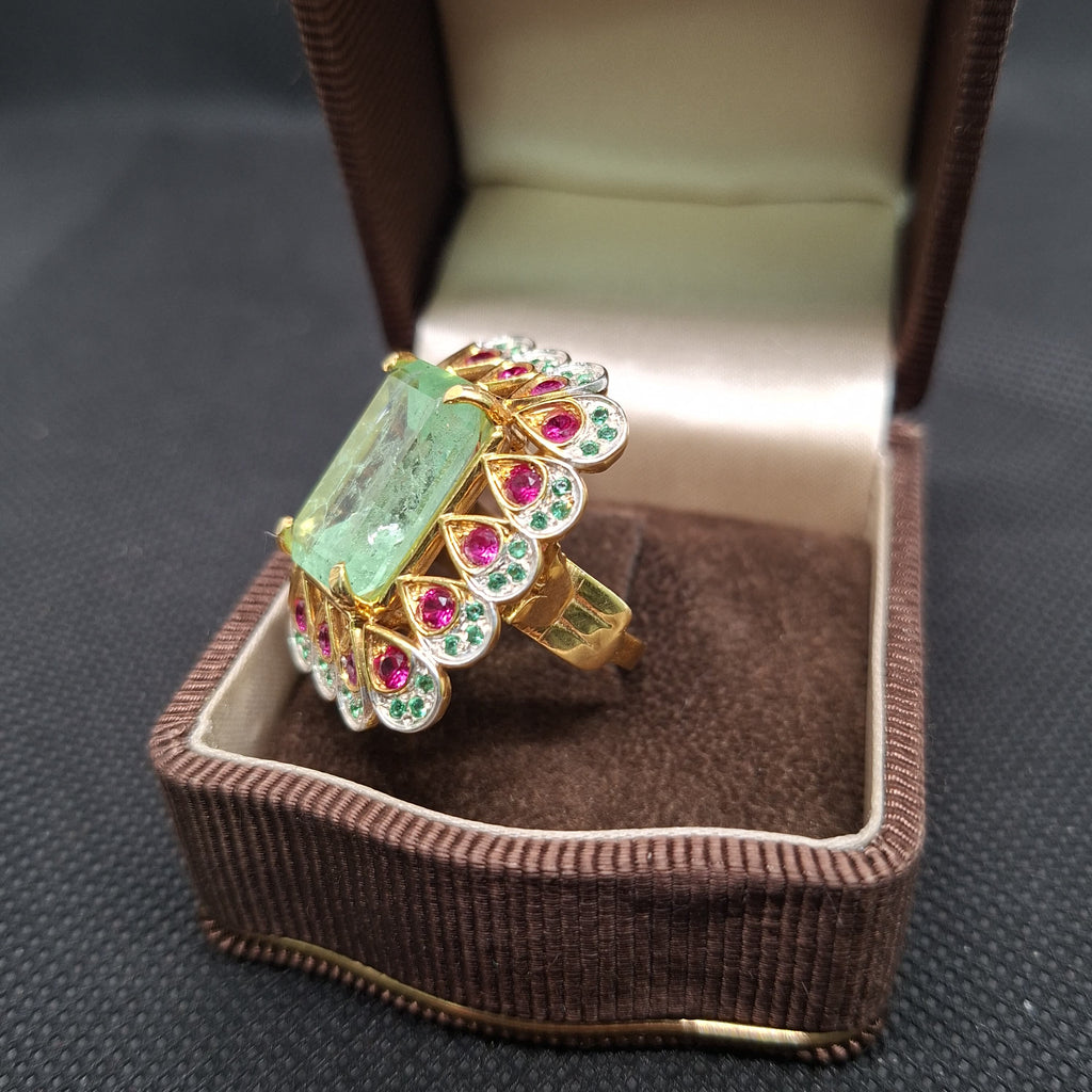Anello stile liberty