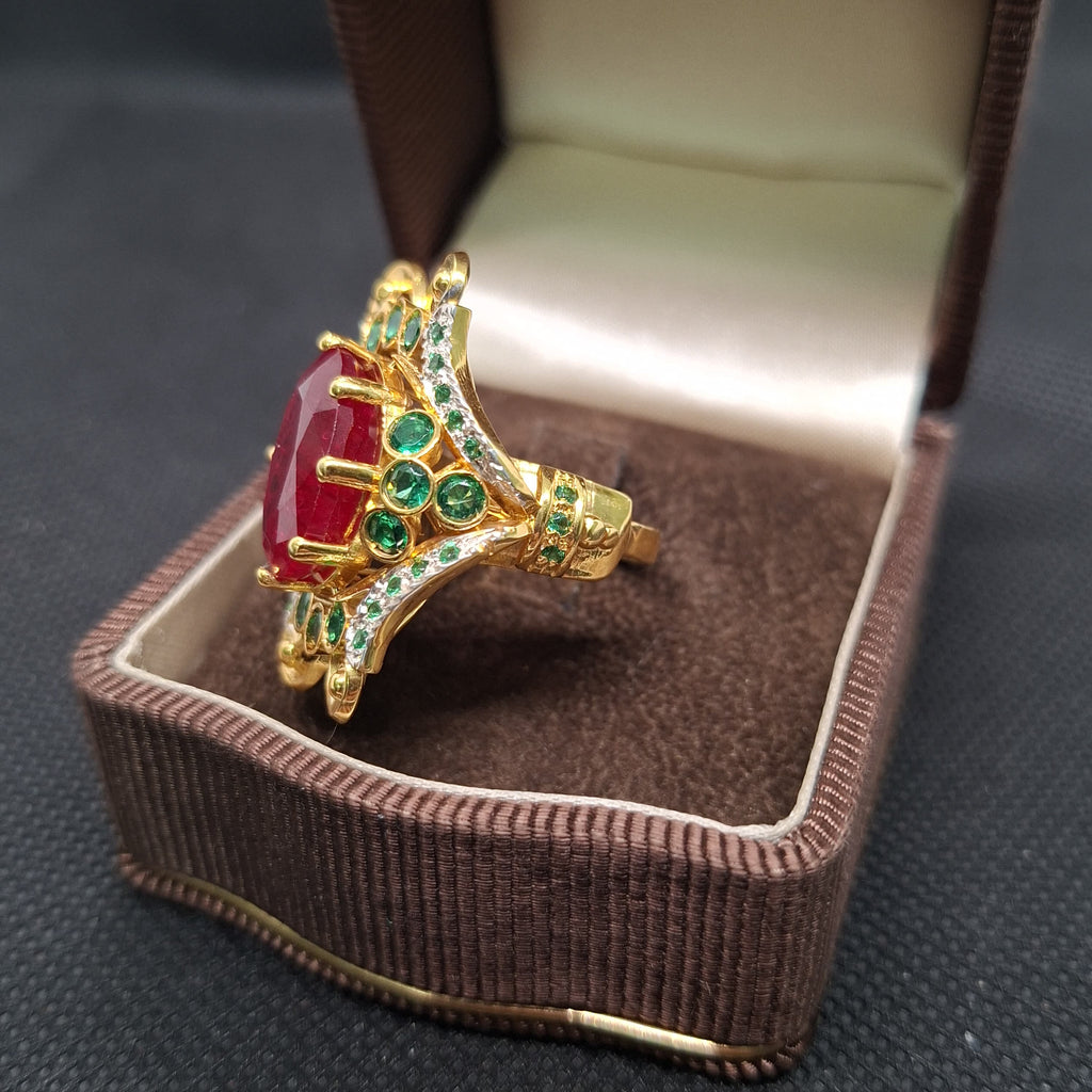 Anello stile liberty