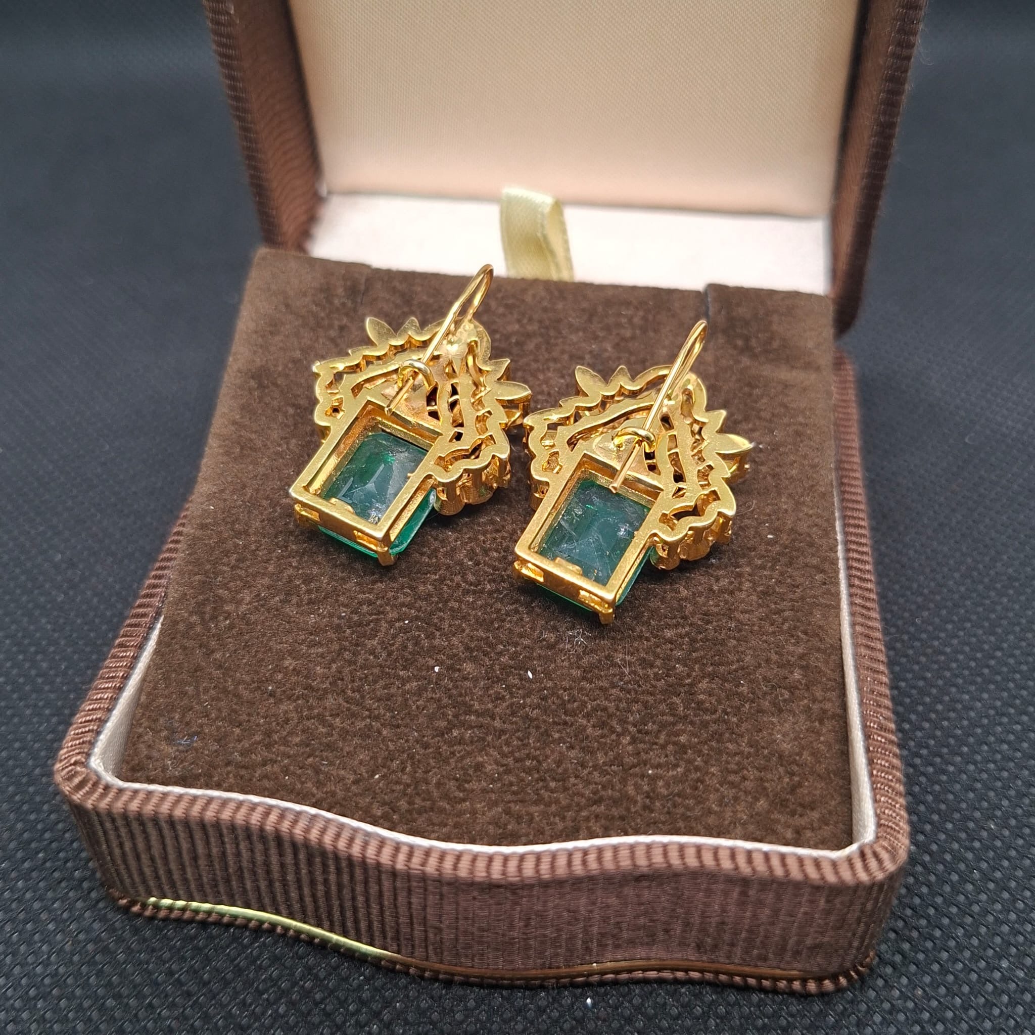 Orecchini stile liberty