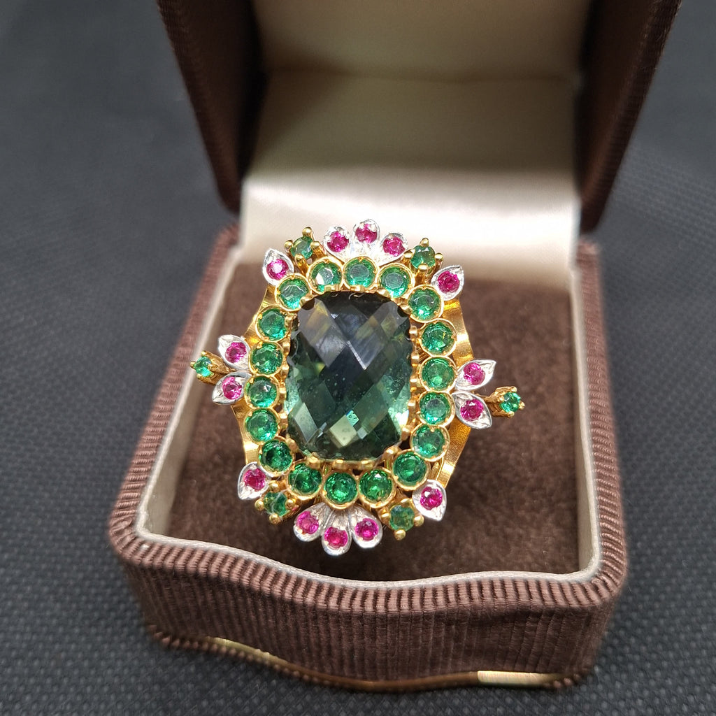 Anello stile liberty