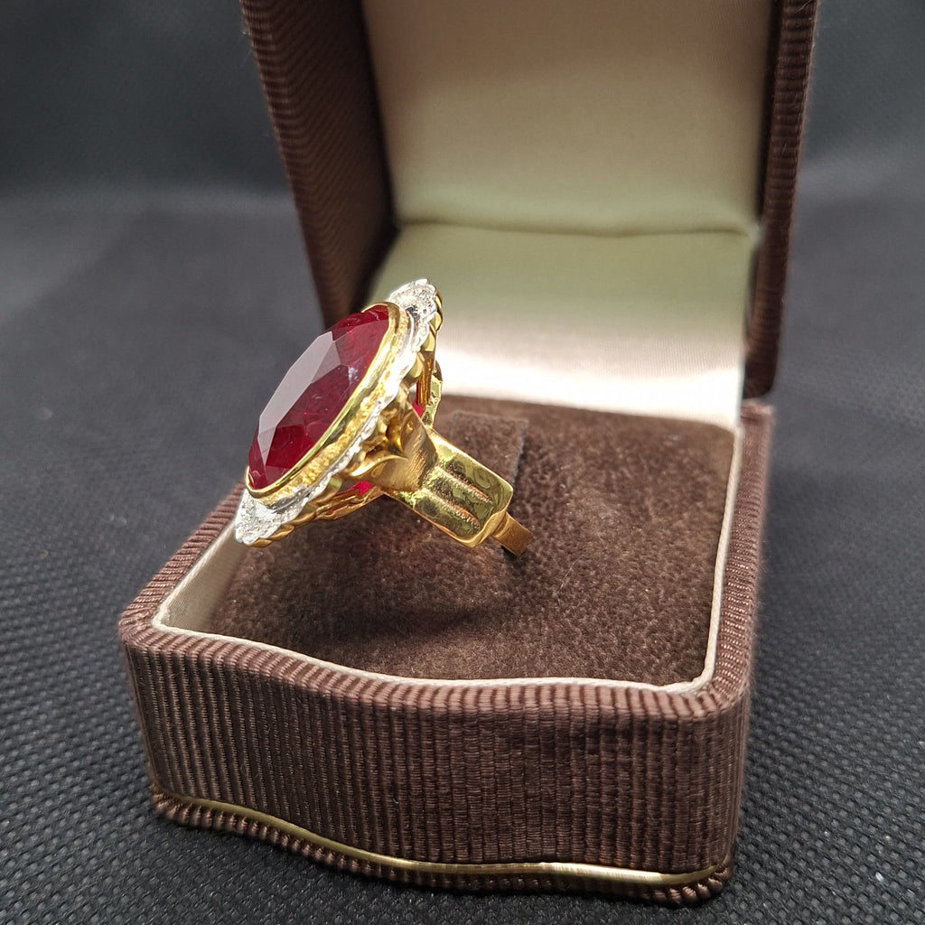 Anello stile vittoriano