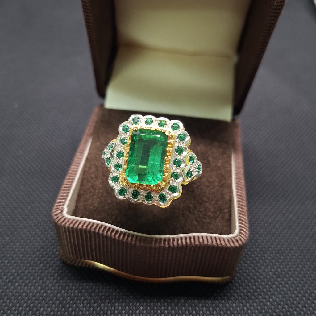 Anello stile vittoriano