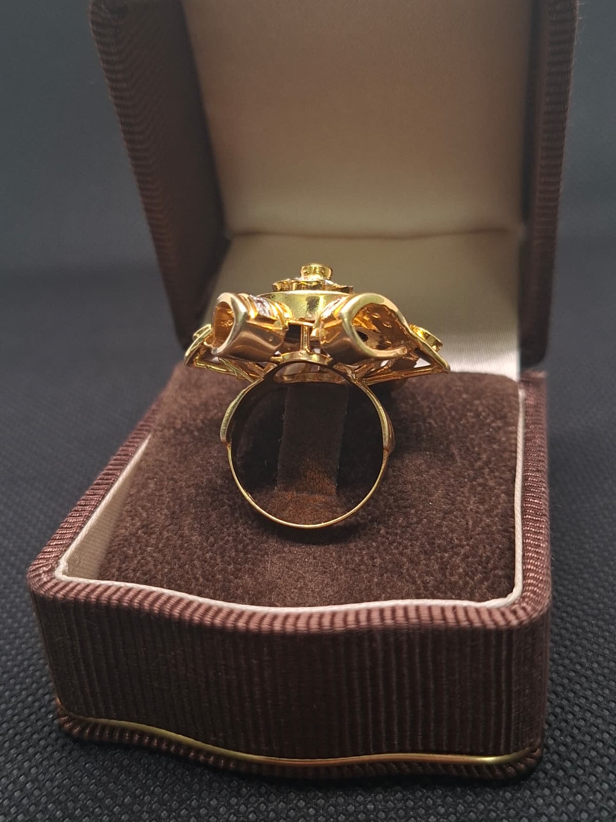 Anello oro e onice con rubini