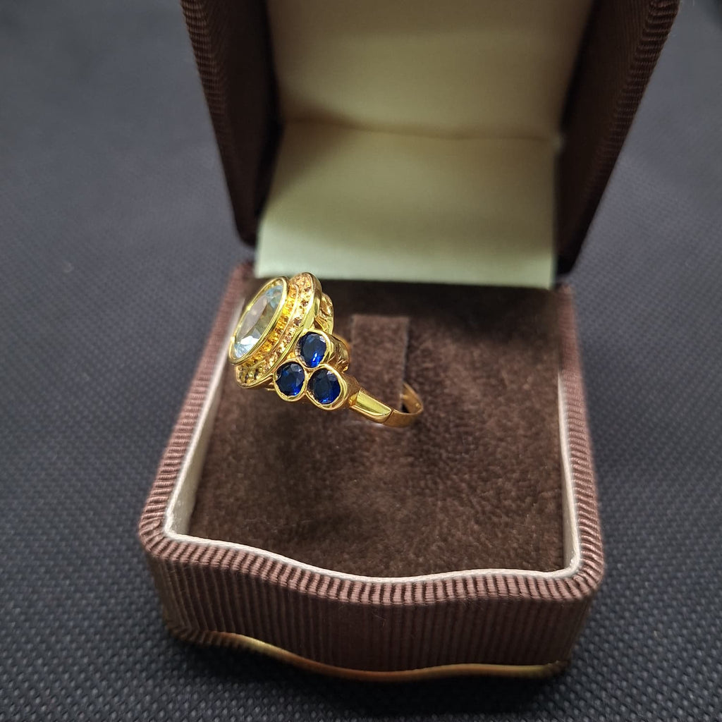 Anello stile vittoriano