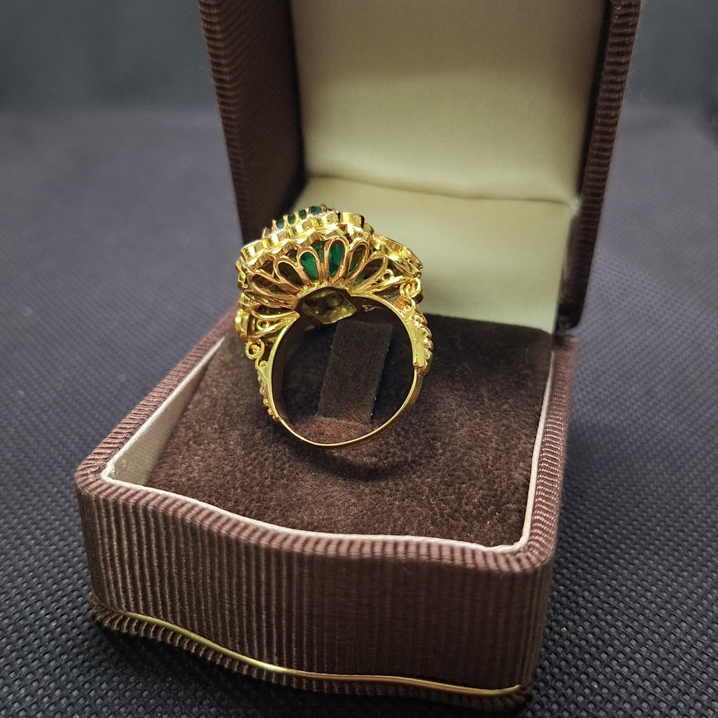 Anello stile vittoriano